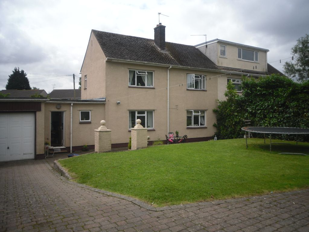 Property photo 2 of 14