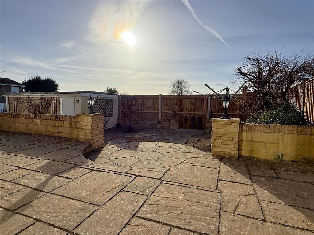 Additional image 38 of 4 bed semi-detached bungalow for saleChichester Road, Halesworth IP19