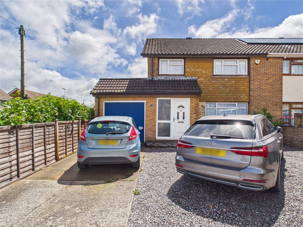 Property photo 2 of 27 Picture No. 30