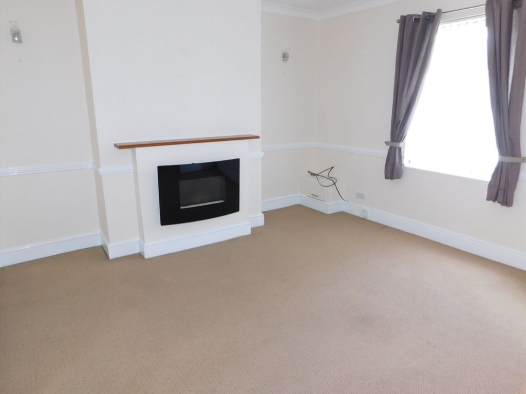 Property photo 2 of 6 40377-2