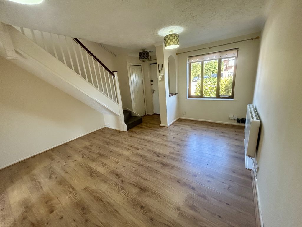 Property photo 3 of 13 Img_E0163