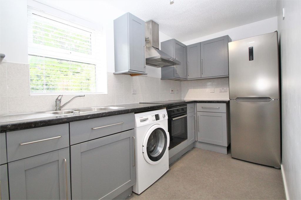 Property photo 3 of 11 Img_1406.Jpg