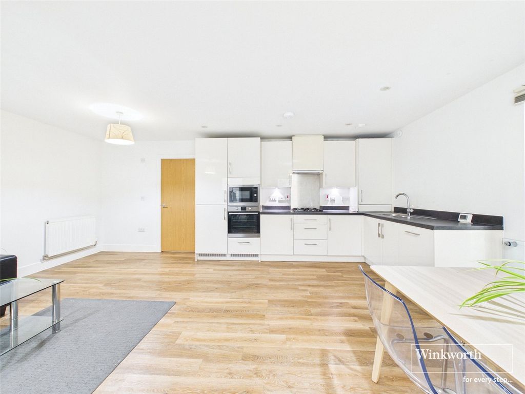 Property photo 3 of 15 Picture No. 26