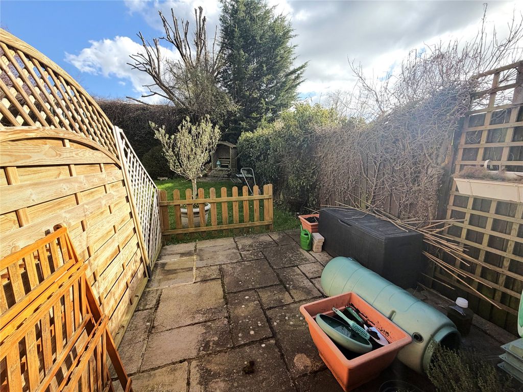 Property photo 3 of 7 Picture No. 14