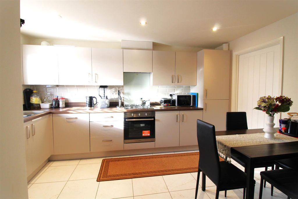 Property photo 3 of 16 Img_0526.Jpg