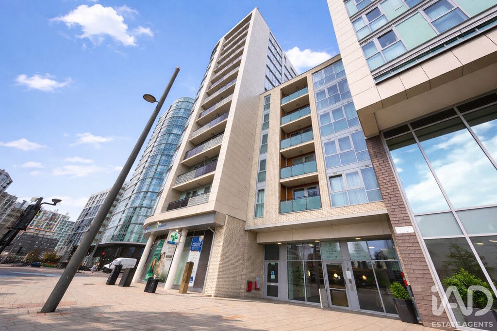 Property photo 1 of 19