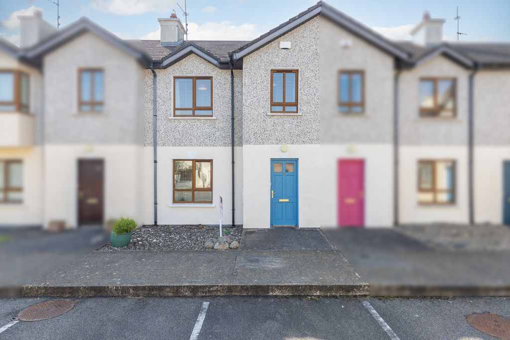 Property photo 1 of 26