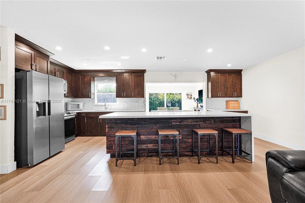 Property photo 2 of 39 <Alttext/>