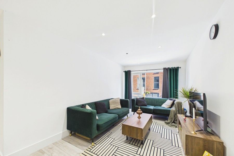 Property photo 2 of 7