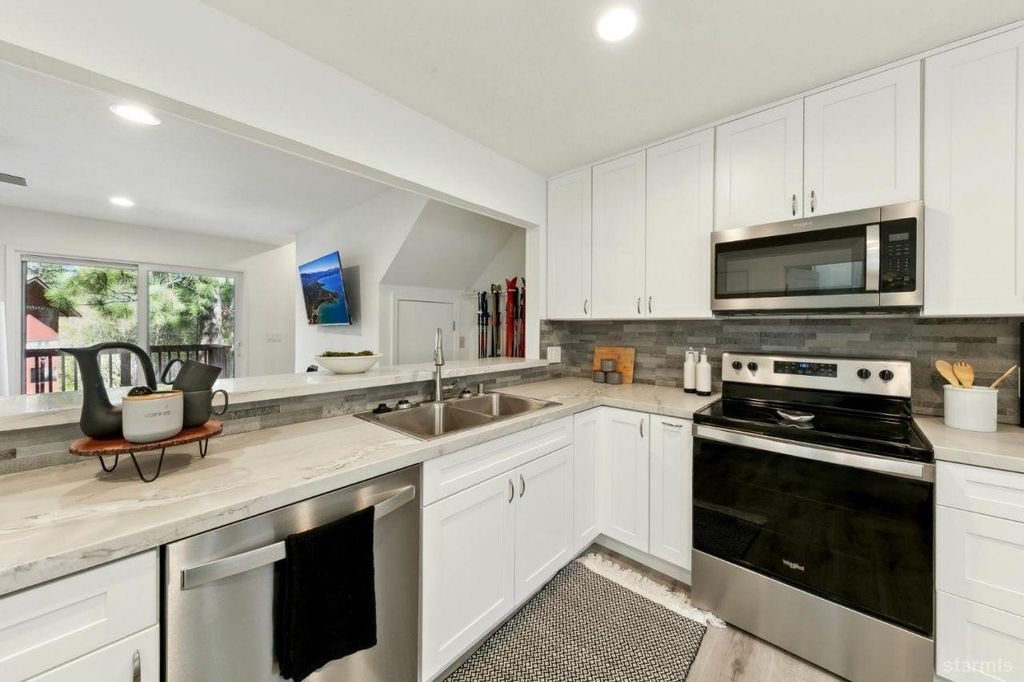 Property photo 2 of 30 <Alttext/>