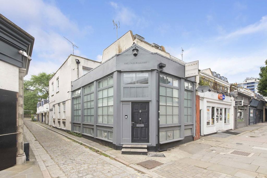 Property photo 1 of 7