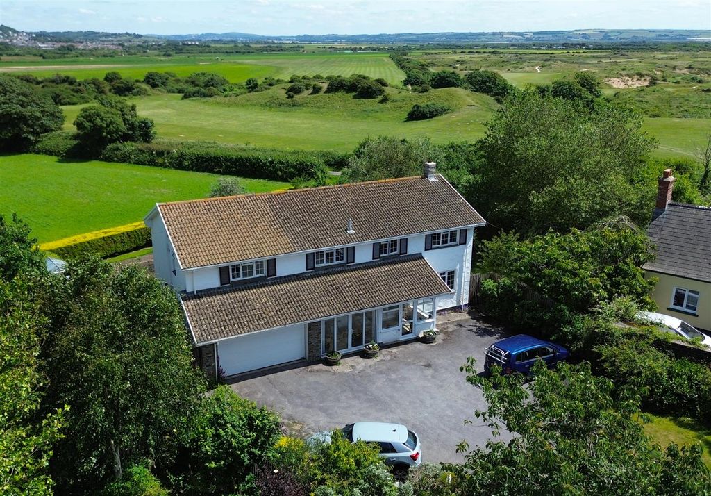 Property photo 3 of 29 Drone 3.Jpg