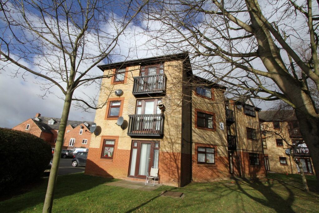 Property photo 1 of 7