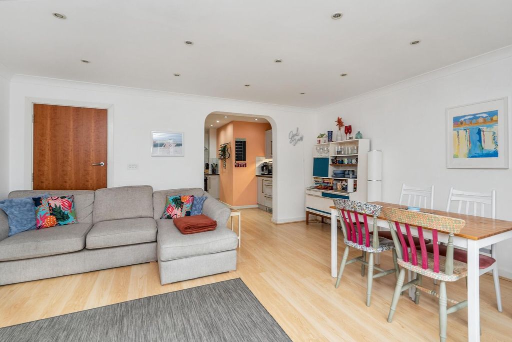 Property photo 2 of 19 Living Room