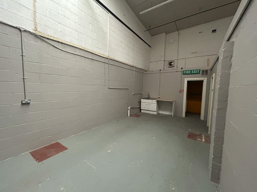 Property photo 3 of 5 Img_4925.Jpg