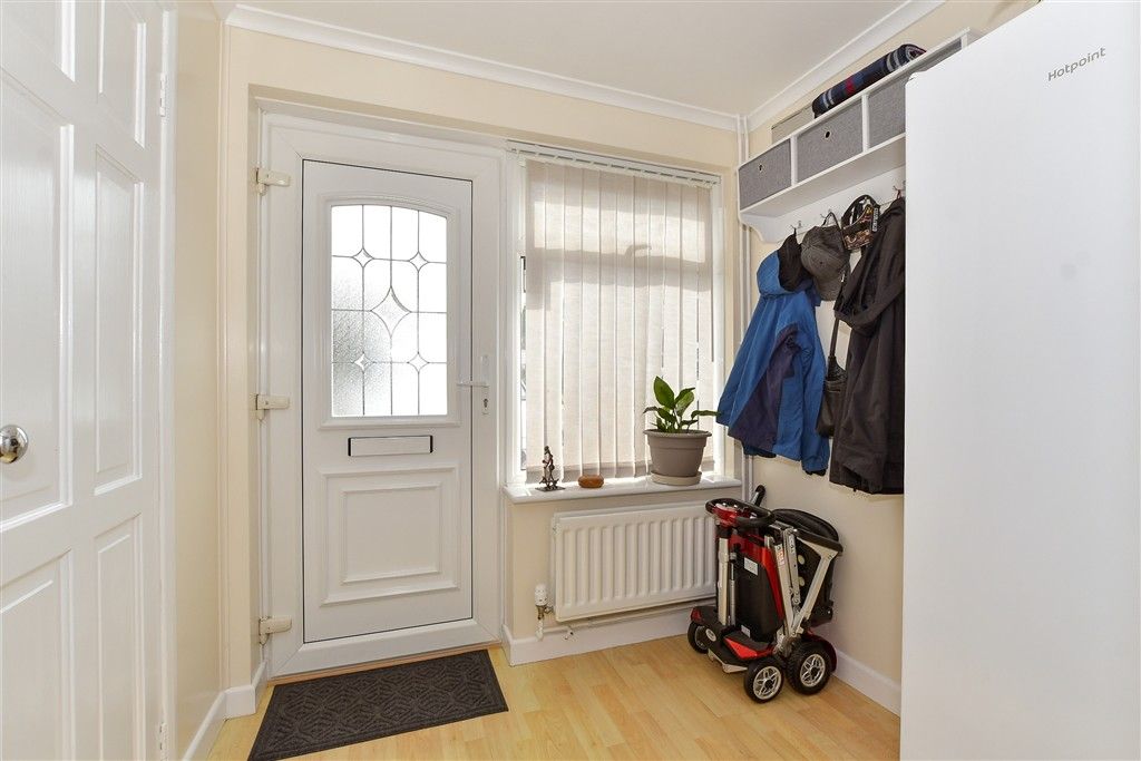 Property photo 2 of 15 Hallway
