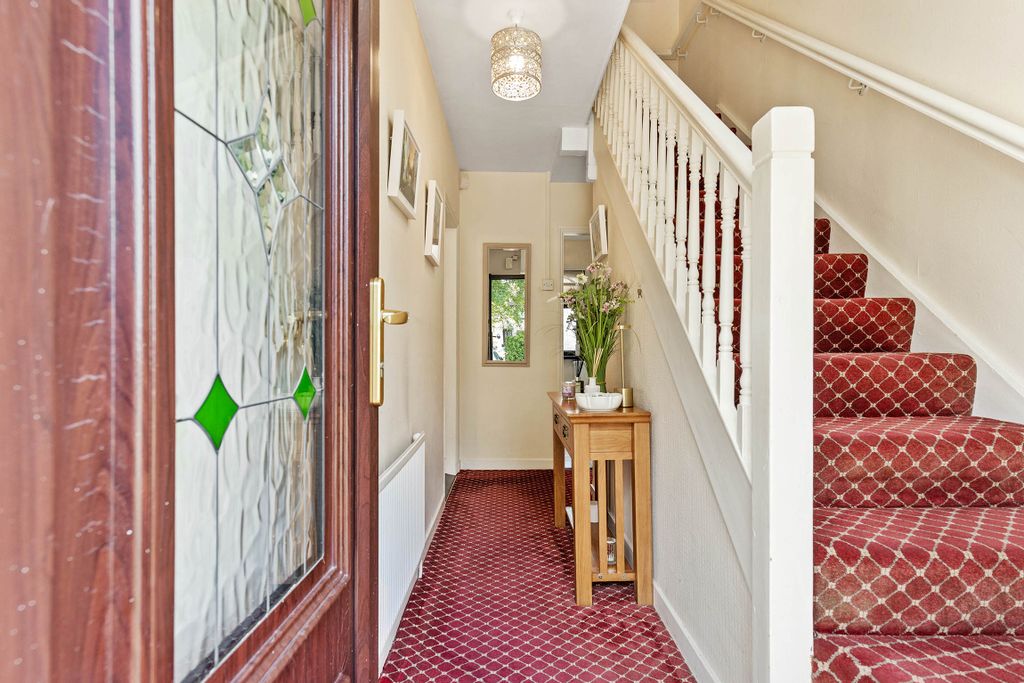 Property photo 3 of 24