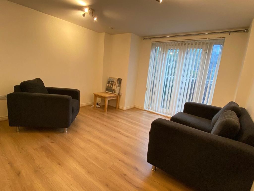 Property photo 2 of 10 Img_29135_15_Original