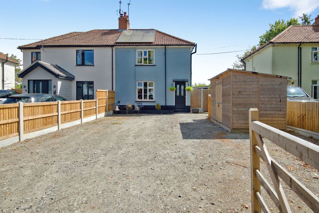 Property photo 1 of 28