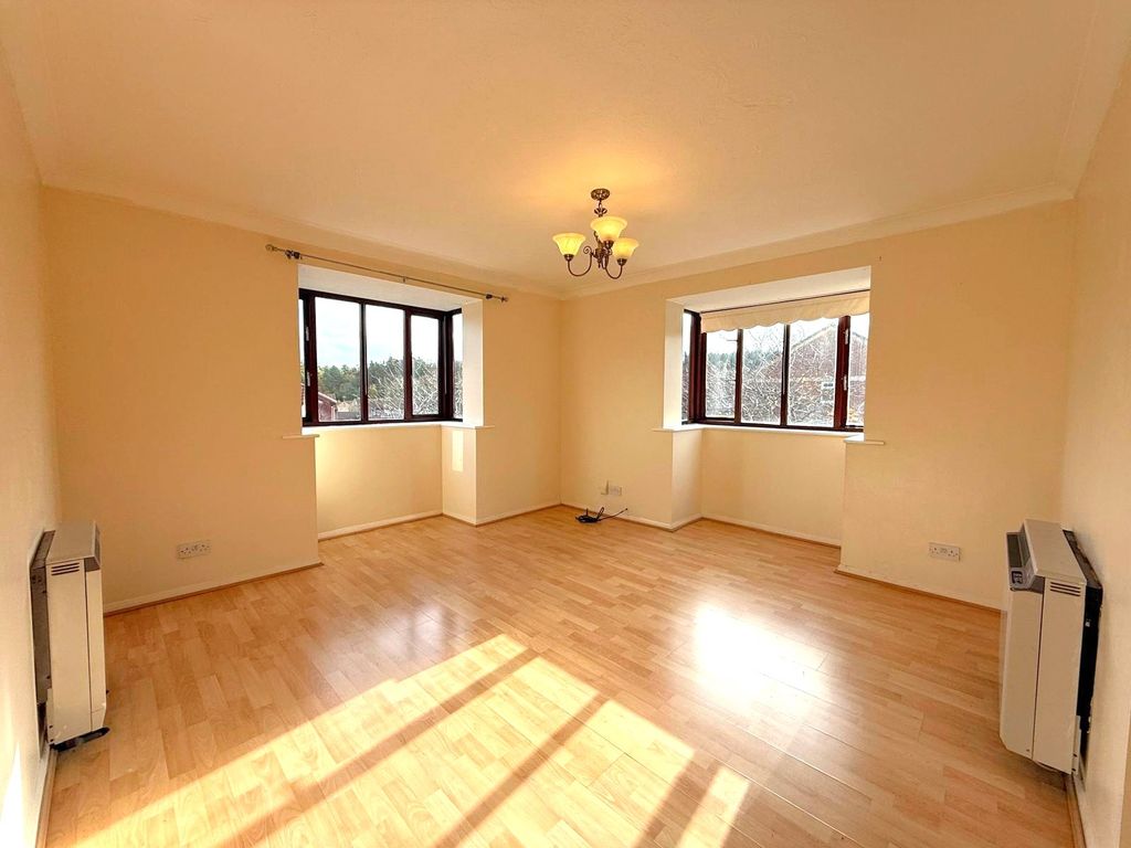 Property photo 2 of 6 Picture No. 04