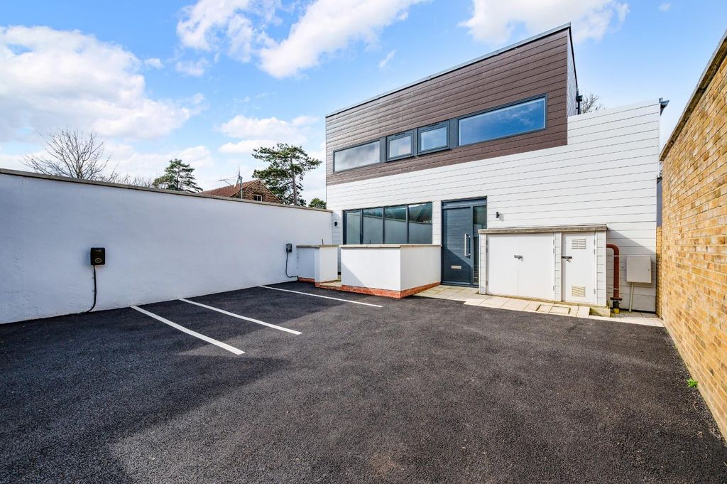 Property photo 1 of 29 Bluebird House