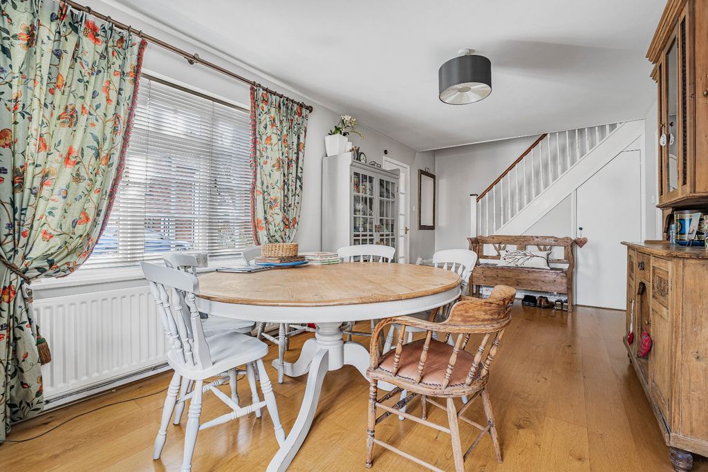 Property photo 3 of 14 Family/Dining Room