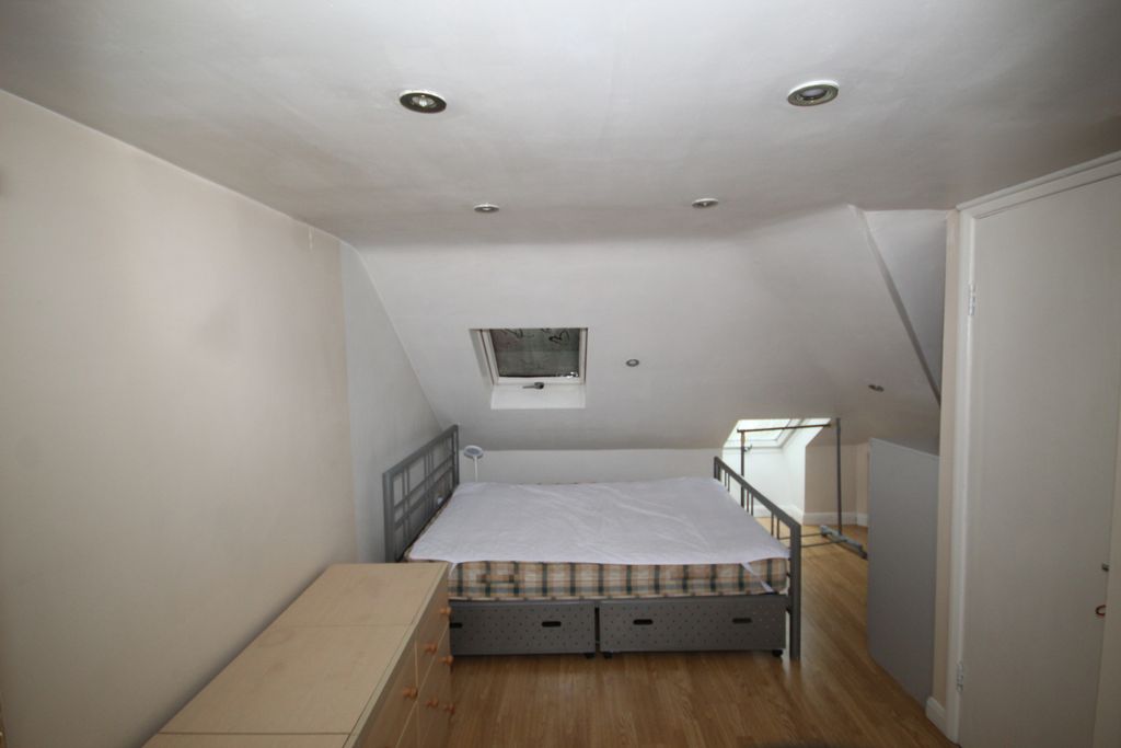 Property photo 3 of 4 Gallery