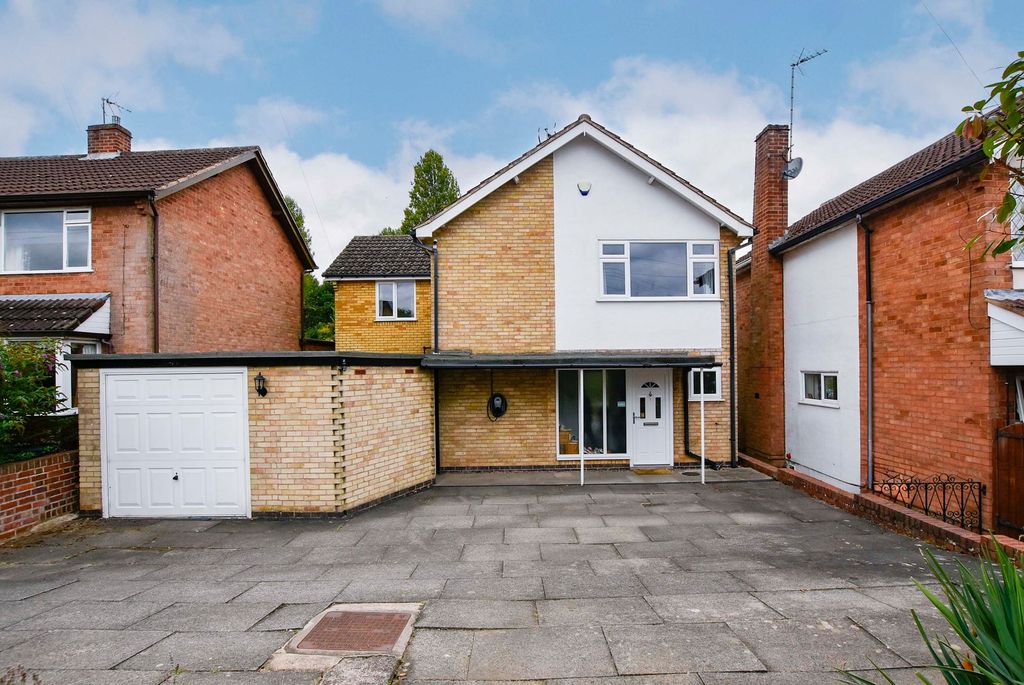 Property photo 1 of 37