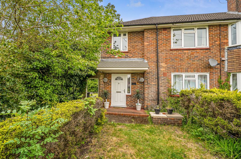 Property photo 1 of 25 1452605-22-69F0A1...