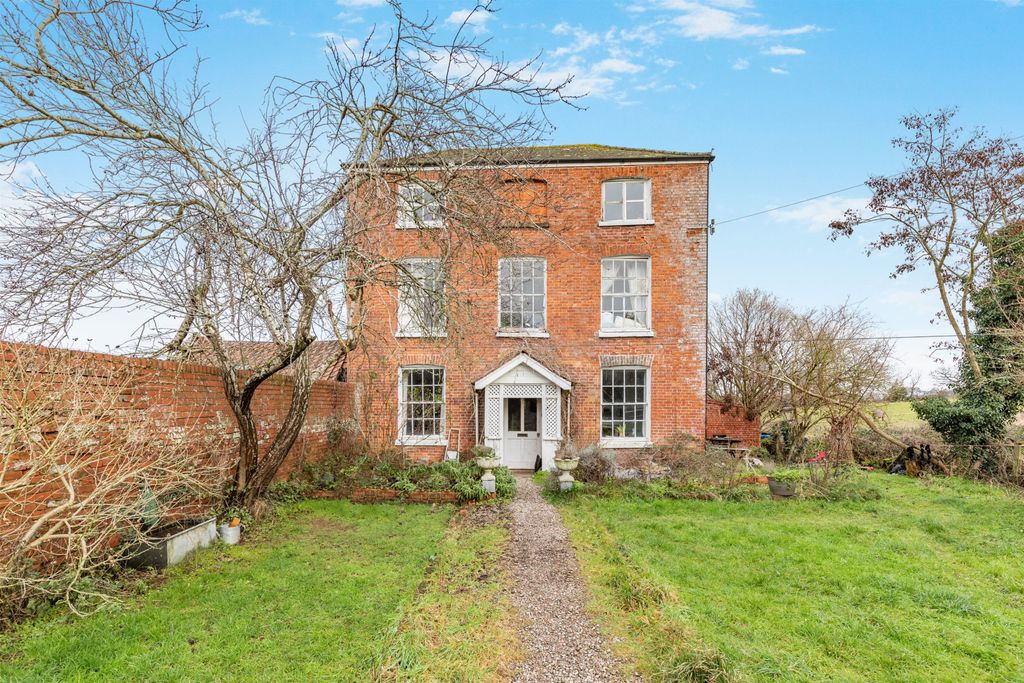 Property photo 1 of 30