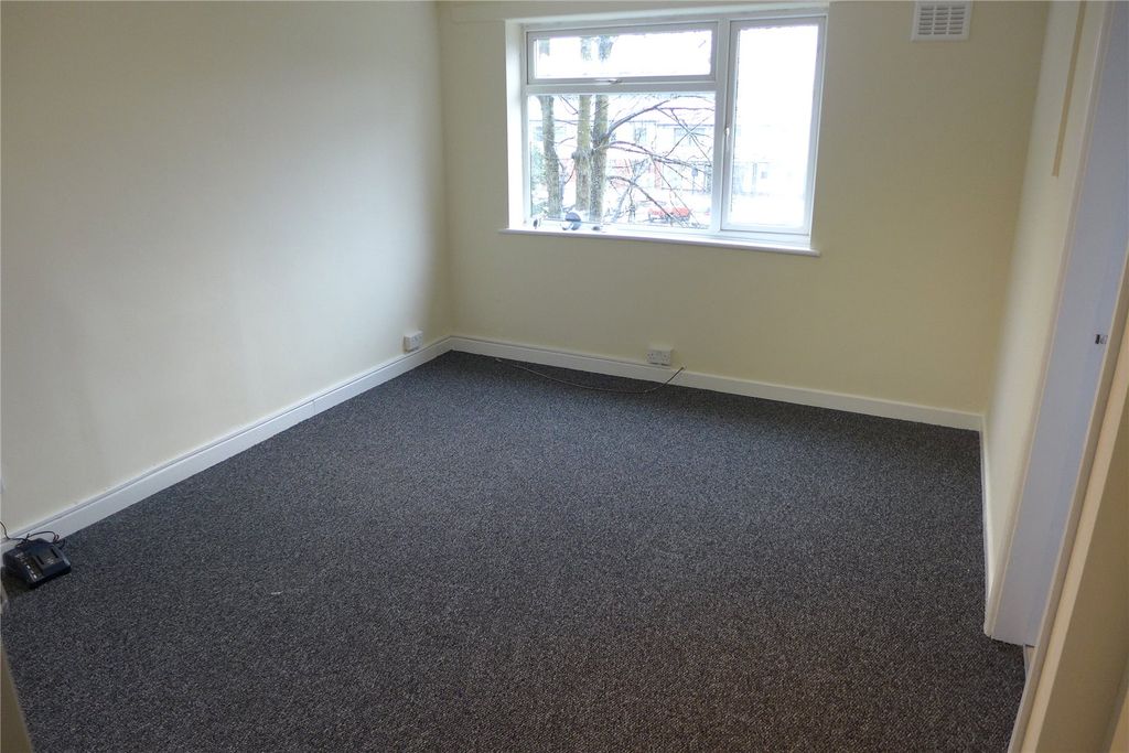 Property photo 2 of 7 Picture No. 04