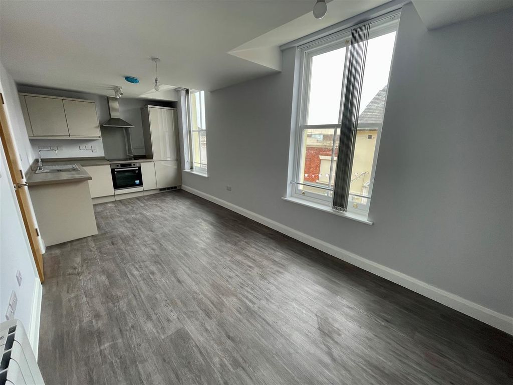 Property photo 2 of 5 Dining Area.Jpg