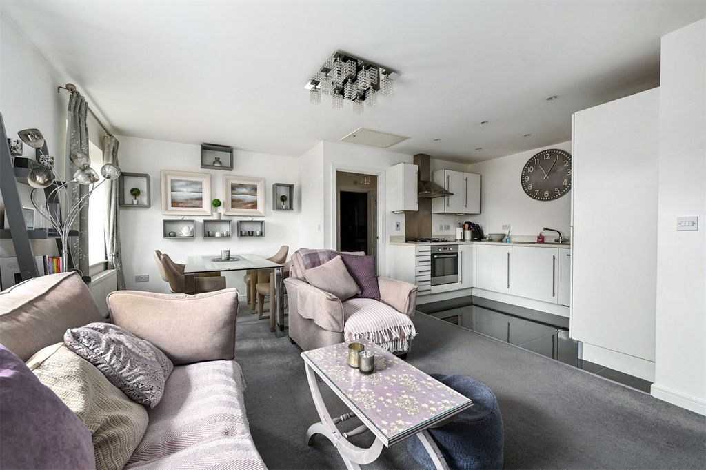 Property photo 3 of 12 Picture No. 04