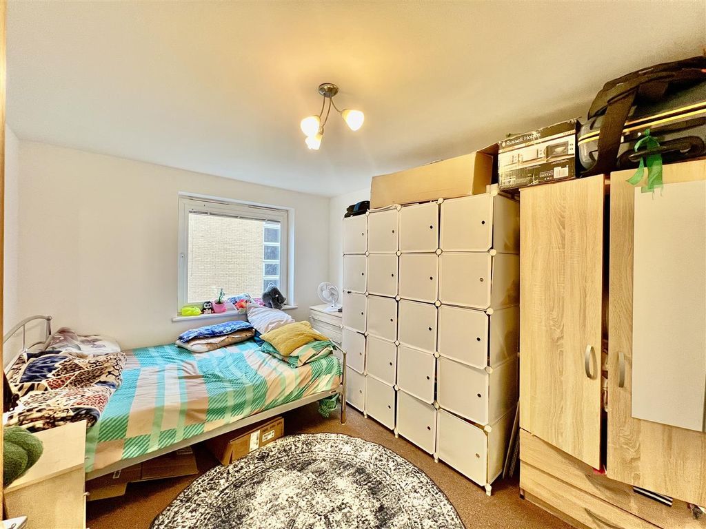 Property photo 3 of 5 Bedroom One