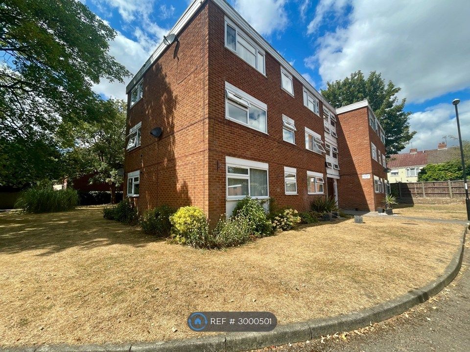 Property photo 2 of 8
