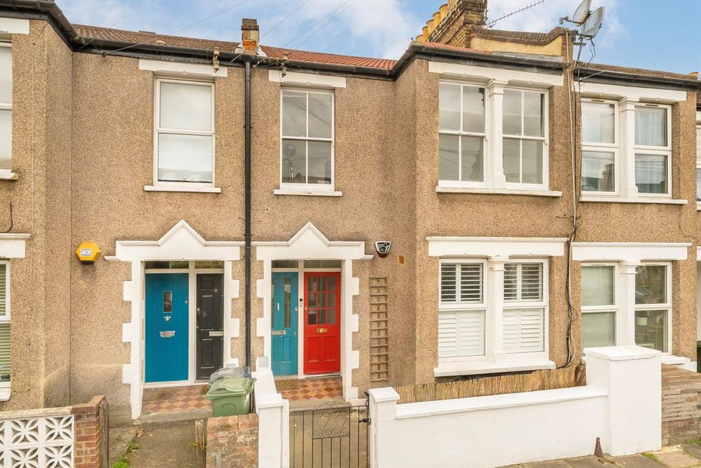Property photo 1 of 7