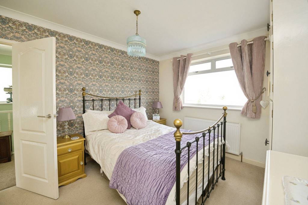 Property photo 3 of 29 Pbox-Img.Jpg