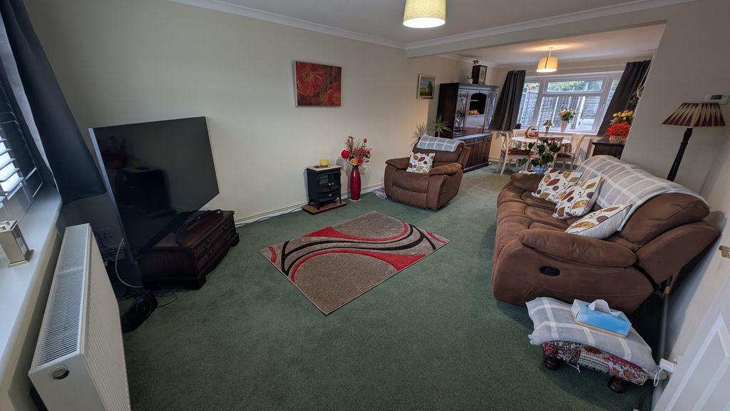 Property photo 2 of 20 Pxl_20251111_111647106