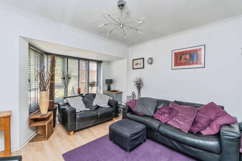 Property photo 2 of 18 Pbox-Img.Jpg
