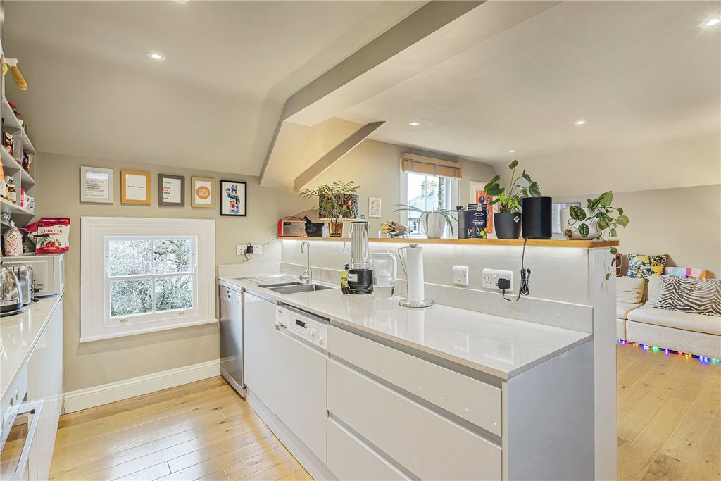Property photo 3 of 15 Picture No. 08