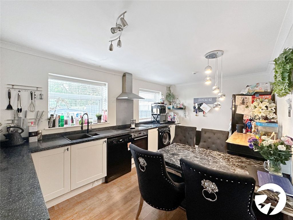 Property photo 3 of 10 Kitchen/Diner