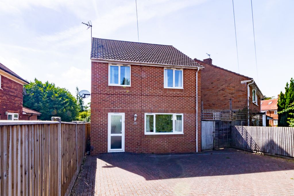 Property photo 1 of 11 Main