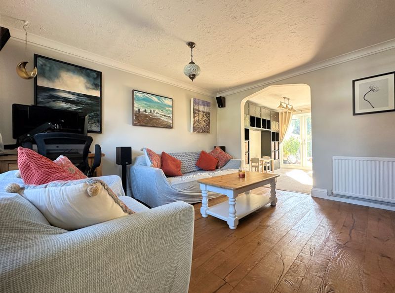 Property photo 2 of 22 Lounge/Diner