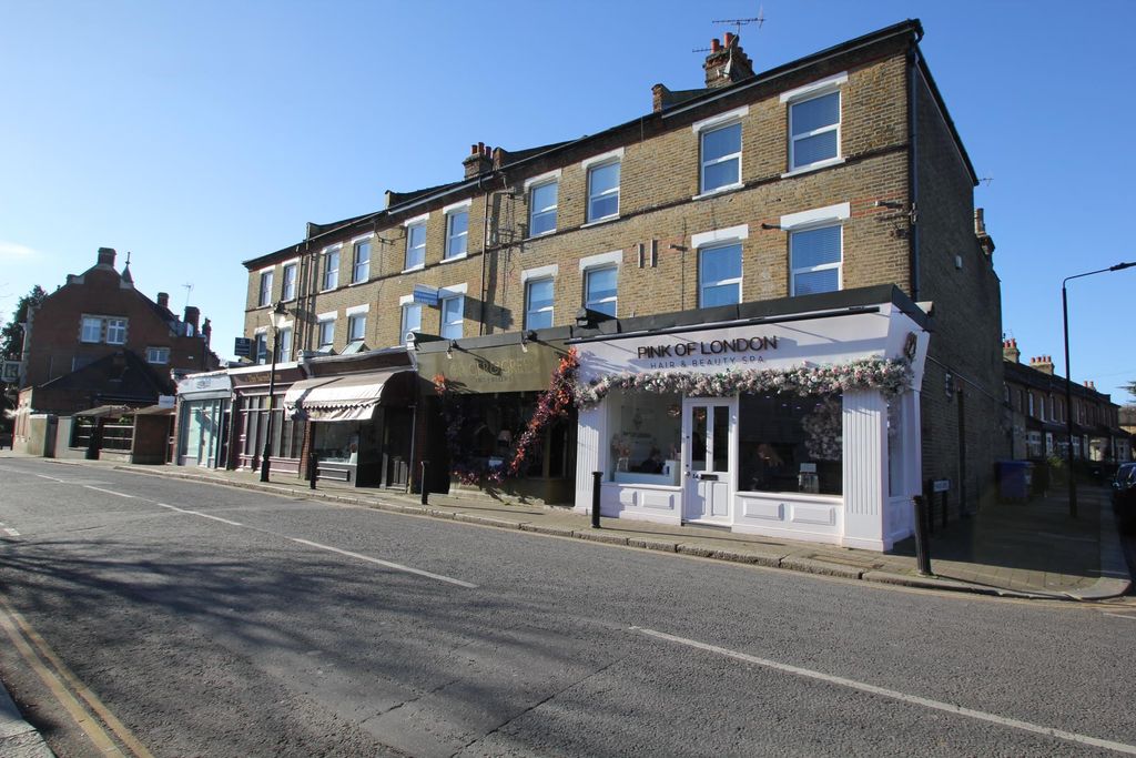 Property photo 3 of 5