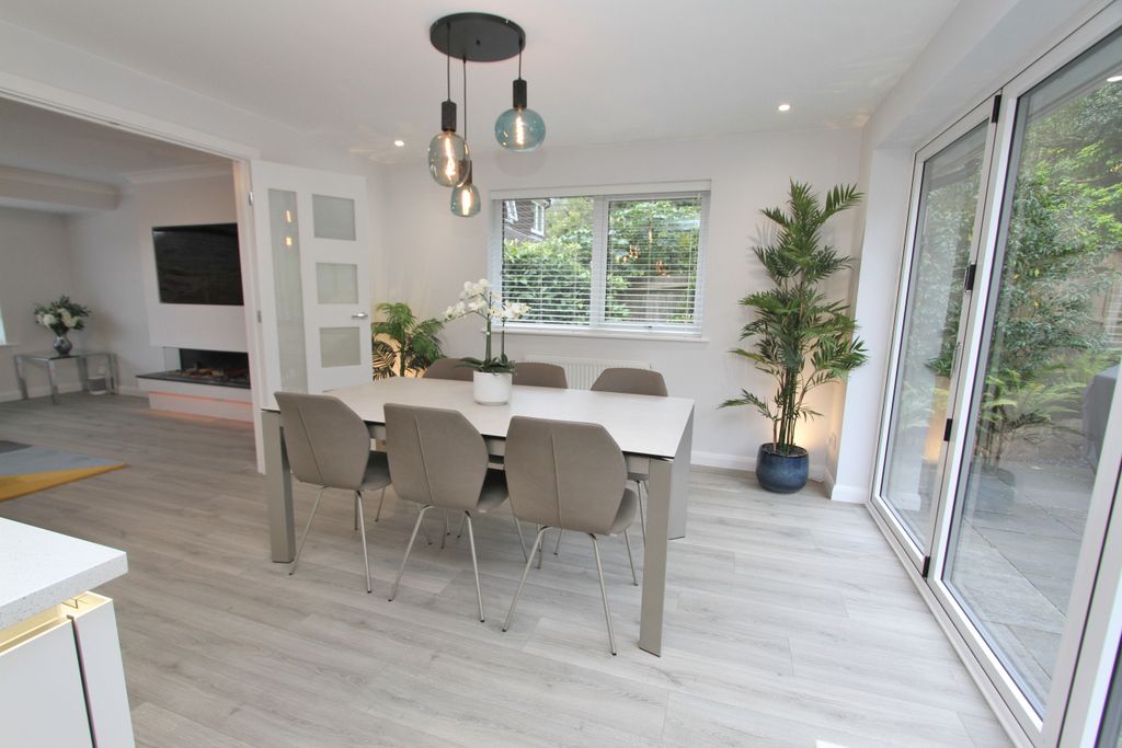 Additional image 11 of 4 bed detached house for saleLincoln Close, Eastbourne BN20