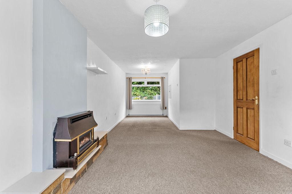 Property photo 3 of 23