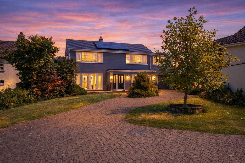 Property photo 1 of 22