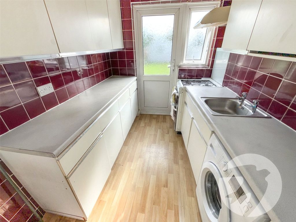 Property photo 2 of 12 Picture No. 01