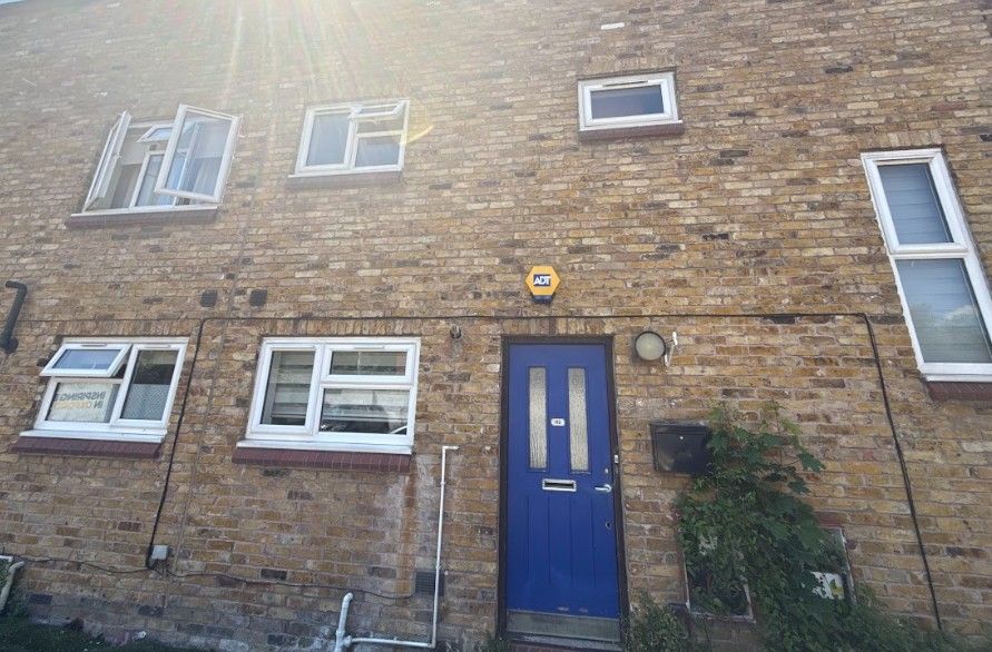 Property photo 1 of 10