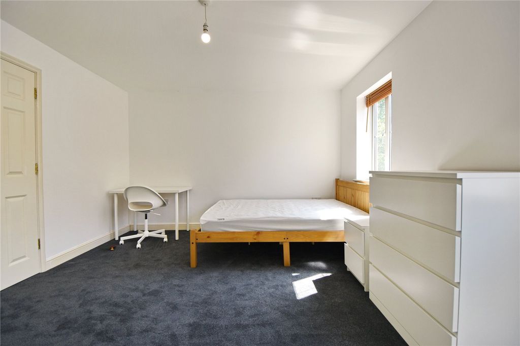 Property photo 2 of 8 Picture No. 08